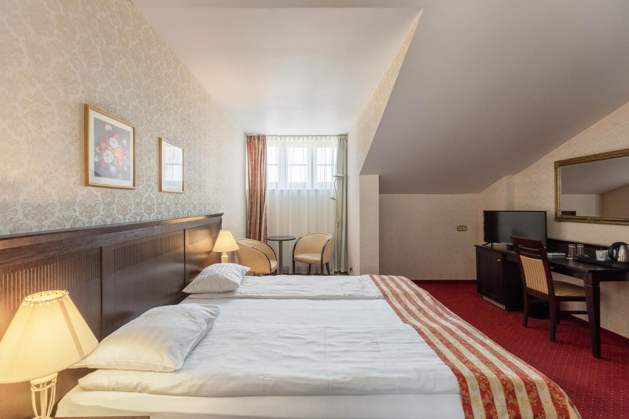 Gertrude Hotel Self Check-In Riga Bilik gambar