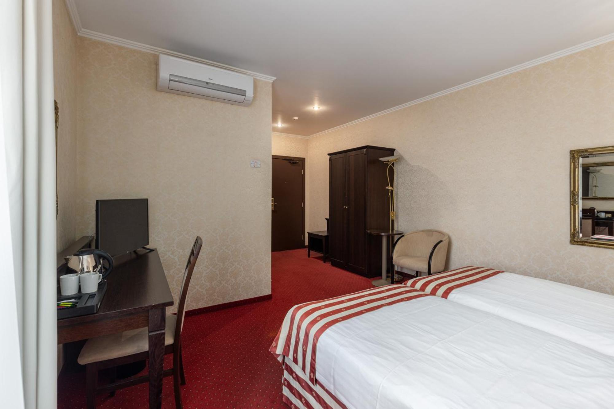 Gertrude Hotel Self Check-In Riga Bilik gambar