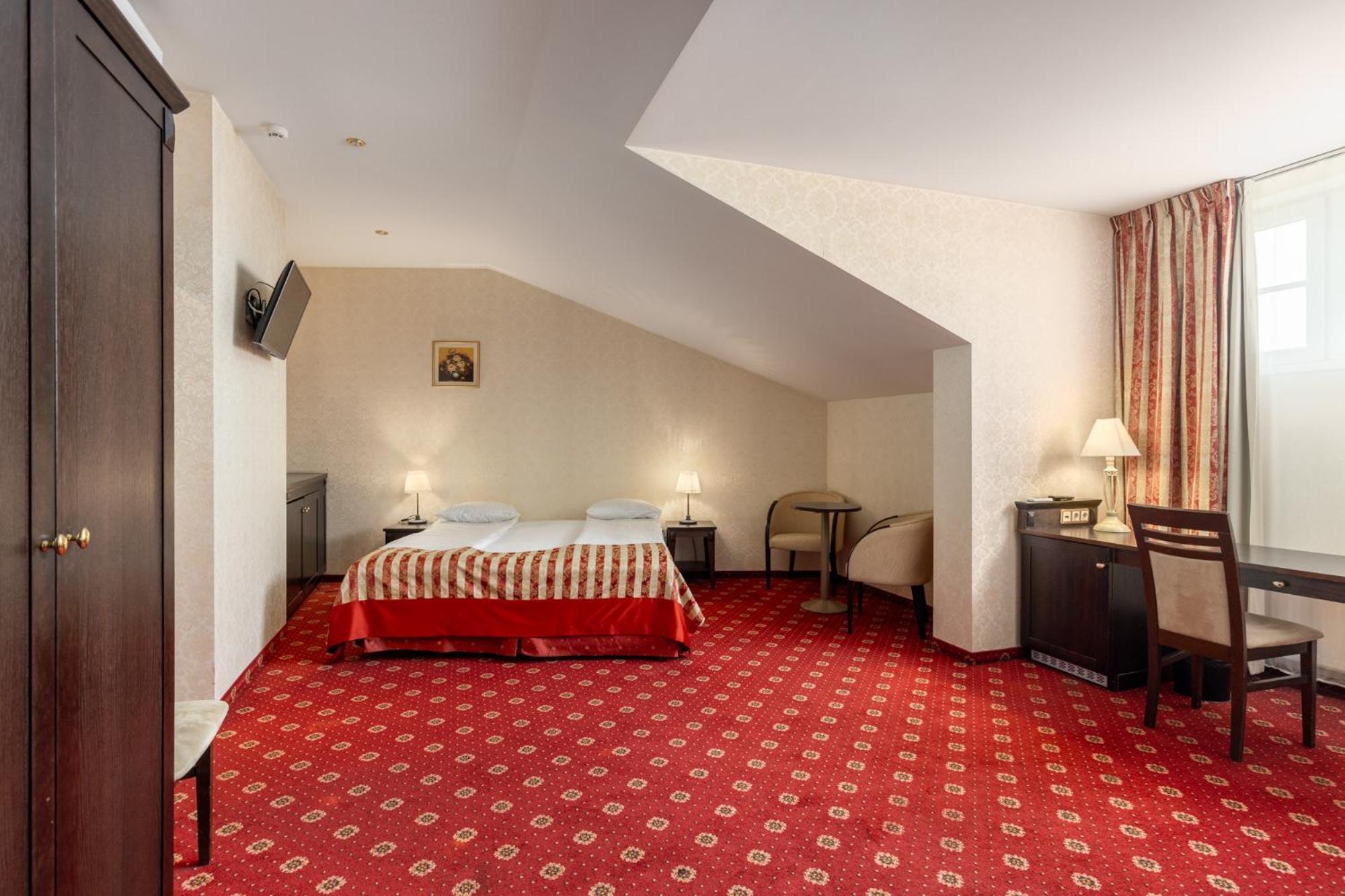 Gertrude Hotel Self Check-In Riga Bilik gambar